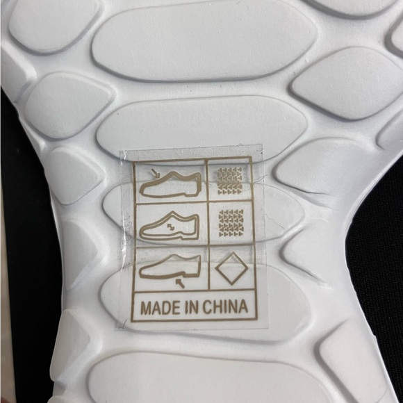 EUC Lissom Flytes Super Lighweight Flexible Black/White Slip On Flats Size 12 - Picture 8 of 8